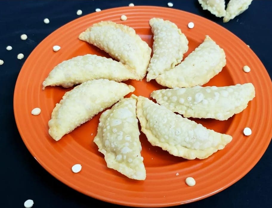 Traditional homemade Nuvulla Karjakayyallu
